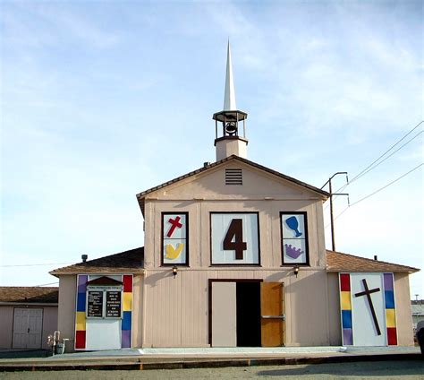 Foursquare Church