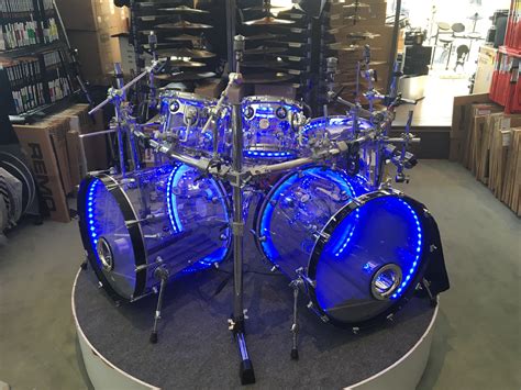 Dw Design Series 7 Piece Acrylic Drum Set With Lights And Dw Rackhard