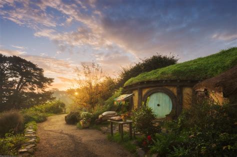 Hobbiton The Real Hobbit Village In Matamata New Zealand