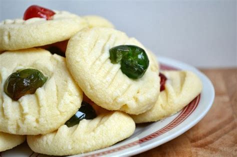 Sift in flour and cornstarch and blend together using a shortbread cookies is rated 5.0 out of 5 by 10. Canada Cornstarch Shortbread Recipe / Living The Sweet ...
