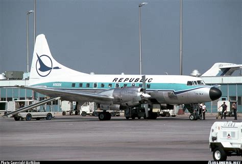 Convair 580 Republic Airlines Aviation Photo 0000592