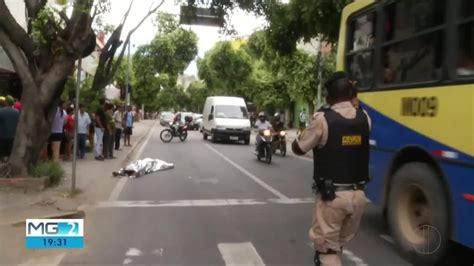 Homem Que Morreu Atropelado Por ônibus Em Valadares é Identificado G1