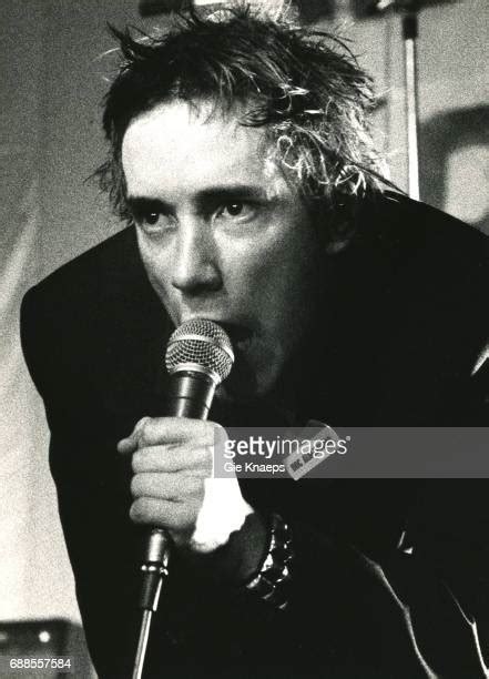 Johnny Rotten Photos And Premium High Res Pictures Getty Images