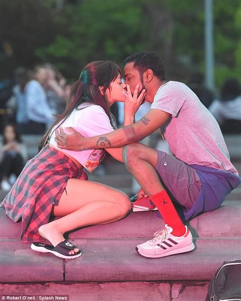 Gina Rodriguez Kisses Atlantas Lakeith Stanfield For New