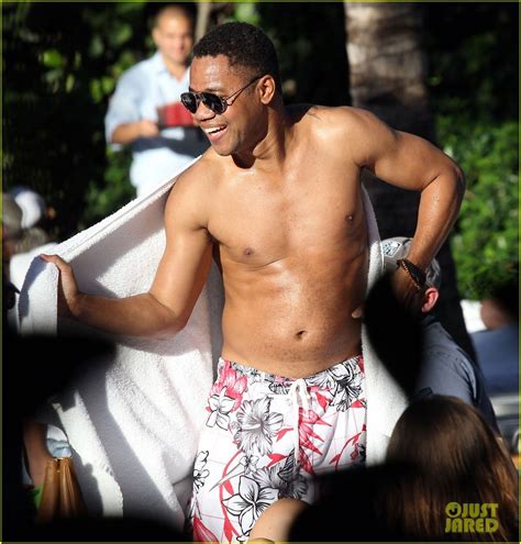 Cuba Gooding Jr Shirtless Miami Man Photo 2613034 Cuba Gooding Jr Shirtless Photos Just