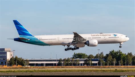 Pk Gij Garuda Indonesia Boeing 777 300er At Amsterdam Schiphol Photo Id 1422605 Airplane