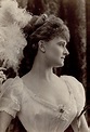 Daisy Greville (1861-1938). Countess of Warwick, British socialite and ...