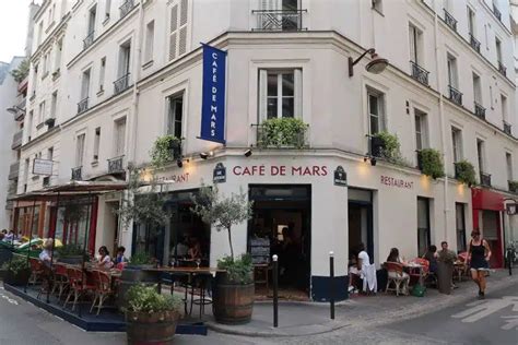 7 Best Affordable Restaurants Near Eiffel Tower For French Food Lovers