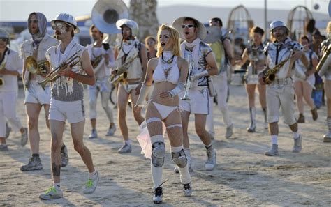 Psichedelia Sesso E Droga Al Burning Man In Nevada Photogallery