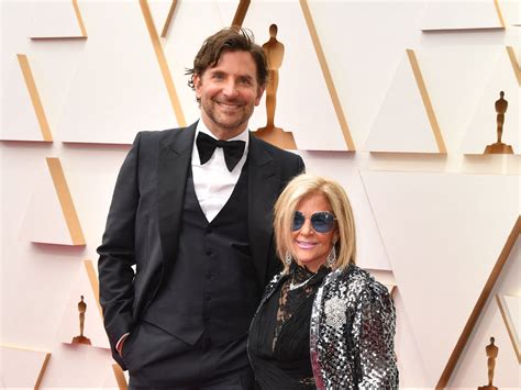 Bradley Cooper Brings His Mother As His Date To The 2022 Oscars The Independent