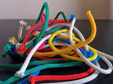 Maybe you would like to learn more about one of these? What to do with scraps | Paracord diy, Paracord projects, Paracord braids
