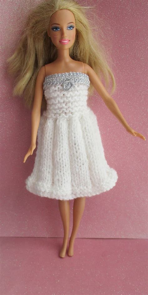 ravelry stylish dress for barbie by taffylass knits barbie dress pattern barbie doll