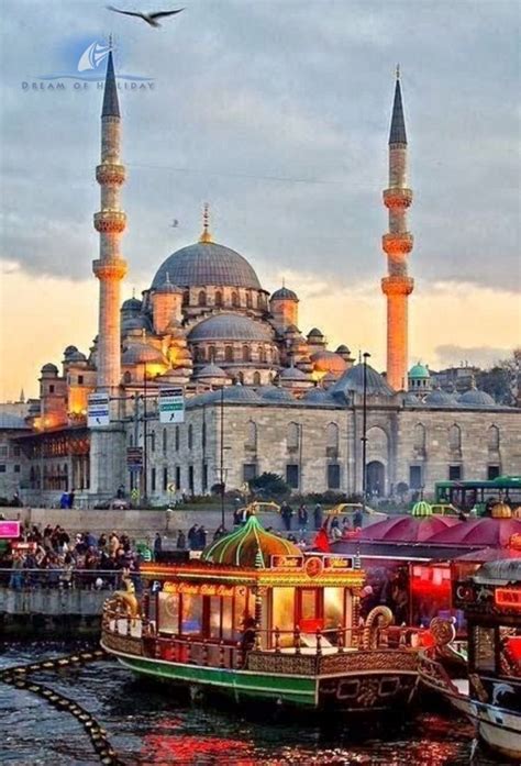 Browse through our unique tours and activities hosted by local city experts. urlaub-in-der-Istanbul-Türkei | Istanbul, Seyahat, Camiler