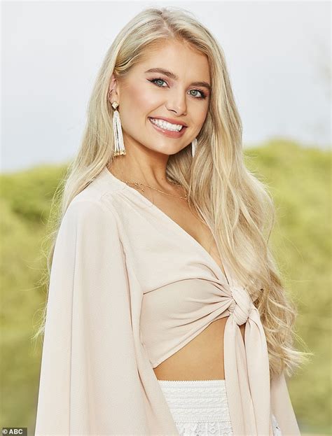 Bachelor In Paradises Demi Burnett Calls Herself A Queer Queen After