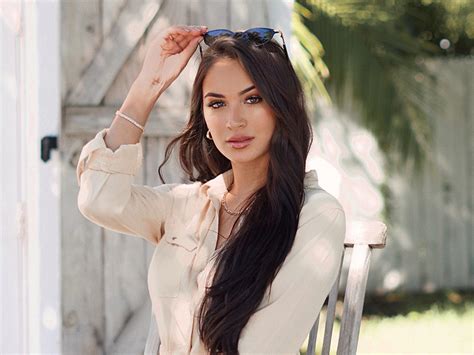 Interview With Stunning Model And Influencer Vanessa Christine Naluda
