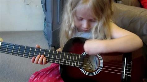 3 Years Old Girl Playing Guitar Youtube