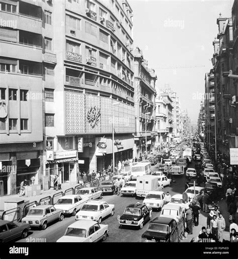 Cairo Egypt 1970s Black And White Stock Photos And Images Alamy