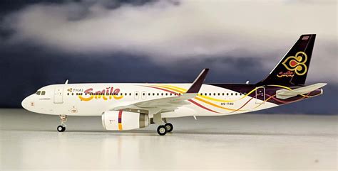 Jc Wings Thai Smile A320 Sharklets W Stand Hs Txu 1 200 Scale Lh2thd029