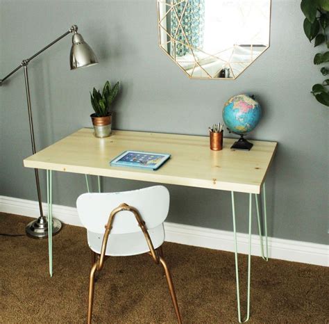 Easy to put together and take apart. DIY Contemporary Hairpin Leg Desk