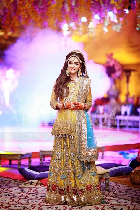 Latest Bridal Mehndi Dress Design And Trends Collection 2019