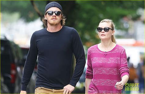 Kirsten Dunst Garrett Hedlund Stroll Soho After Cannes Photo