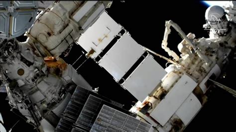 Iss Russian Cosmonauts Deploy Radiator On Laboratory Module During Spacewalk Video Ruptly