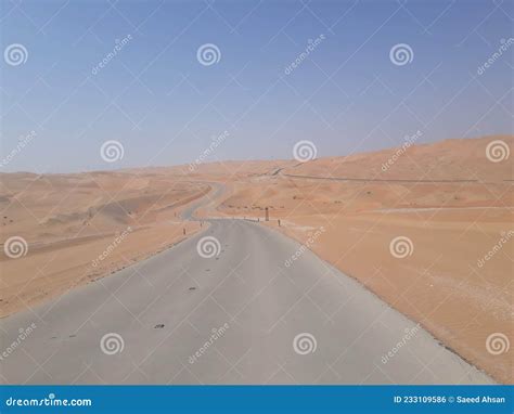 Long Desert Road View Stock Photo Image Of Hotel Prairie 233109586