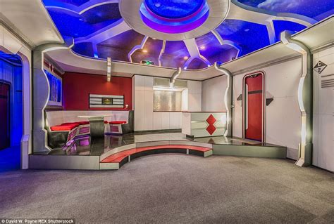 Star Trek Themed Home In Friendswood Texas Goes On Sale For 1
