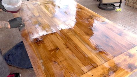 Im going to be sanding a bar top, what would be a good finish for it to protect it from sun, an oil, varnish or poly? Durable Outdoor Finish? - The Wood Whisperer