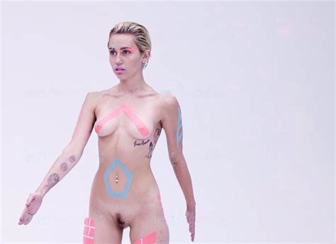 Miley Cyrus Pussy TheFappening