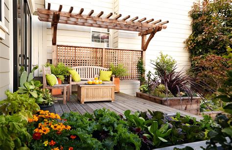 22 Pretty Pergola Ideas To Update Your Outdoor Space Small Backyard