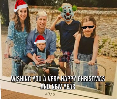 Kate Middleton And Prince Williams 2019 Christmas Card Leaked Face