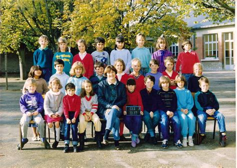 Photo De Classe Ce De Ecole Marie Curie Copains D Avant