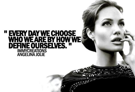 8 Best Angelina Jolie Quotes That You Should Bookmark