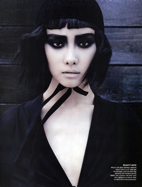 magical black vogue korea fashion editorial makeup editorial makeup vogue korea