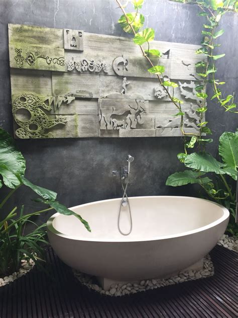 My Outdoor Bathroom In Bali More Balinese Bathroom Balinese Decor