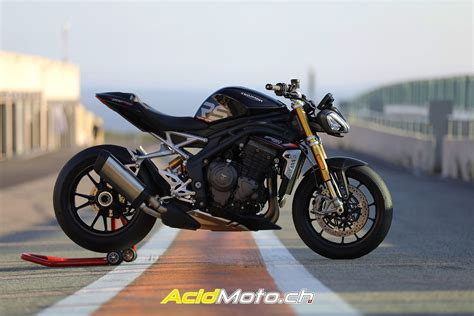 Essai Triumph Speed Triple 1200 Rs 2021 A Lassaut Du Lédenon