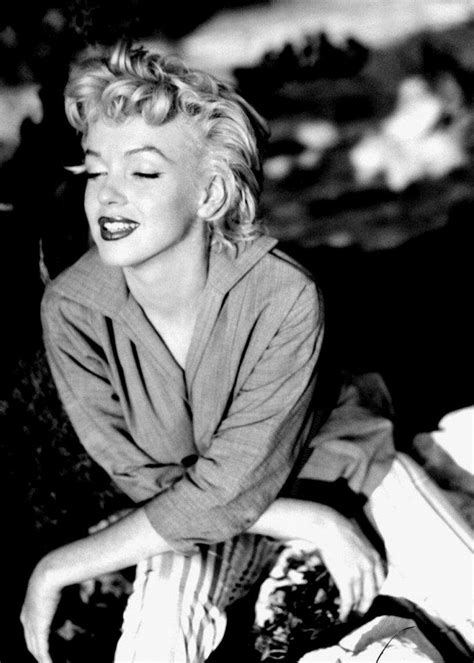 “marilyn Monroe Photographed By Ted Baron 1954 ” Marilyn Monroe Fotos Ted Jane Russell