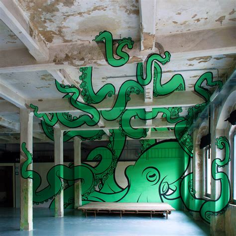 Giant Octopus Anamorphic Graffiti By Truly Design Scene360