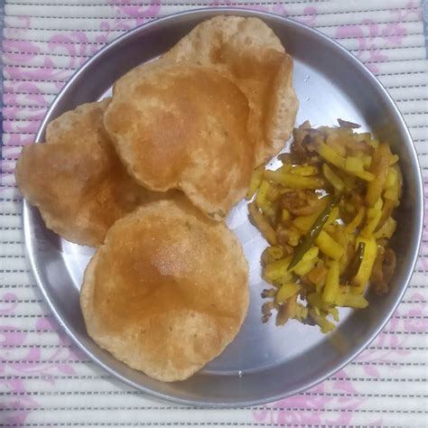 Bihari Naashta Aloo Ki Bhujia Aur Puri Cooking Snacks Food