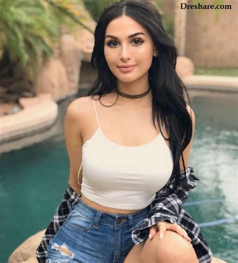 Sssniperwolf Net Worth Bio Age Youtube Career Relationship Hot Sex Picture