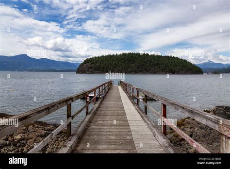 Bowen Island Bc Hi Res Stock Photography And Images Alamy