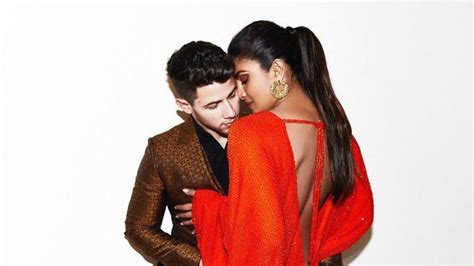 Nick Jonas Y Priyanka Chopra Protagonizan Una Foto Súper Hot