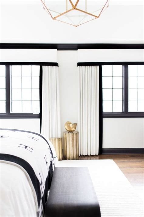 Remodelaholic Decorating With Black 13 Ways To Use Dark Colors In
