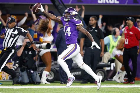 Cover the spread 365 gives in depth coverage on all nfl picks and parlays to help you win. Los Vikings vencen a los Saints en un final frenético con ...