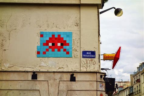 Sunday Street Art Invader Rue Trousseau Paris 11