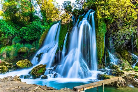 Besuchen Kravica Waterfall