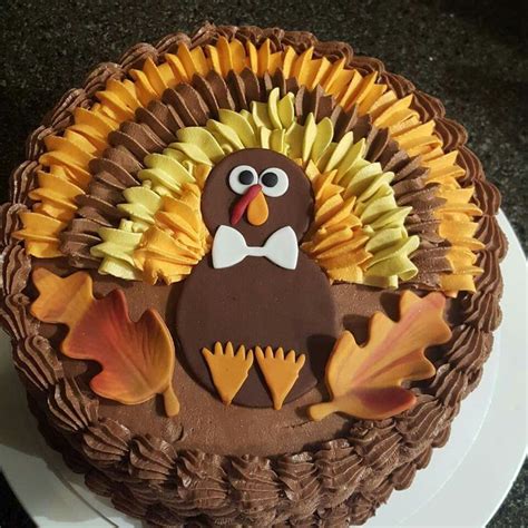 Besides the copious amounts of turkey, stuffing, greens, and pies, you may have enough room for some classic cake. Top 5 Thanksgiving Theme Cakes Ideas | Official Hebeos Blog