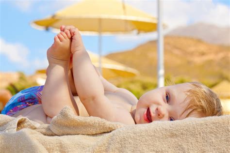 Infant Sun Exposure Direct UV Light Prevents Eczema Sunlight Institute