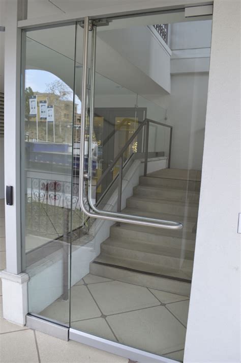 Commercial Glass Doors And Railings Custom Glass Los Angeles And San Diego